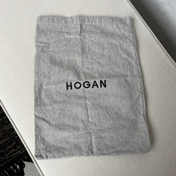 Hogan dust bag, 14.5 x 11 in - Picture 1 of 4